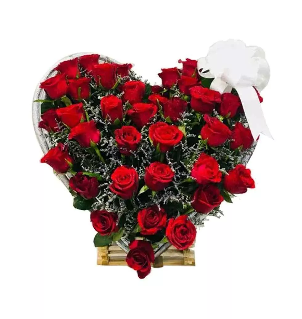 Elegant 18 Red Love Roses