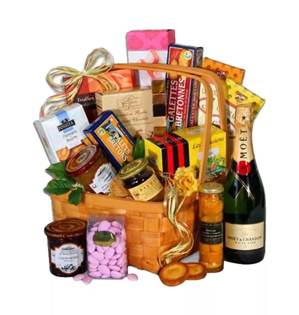 Enigmatic Gourmet Hamper with Champagne